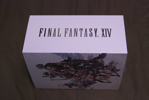 FINAL FANTASY XIV Collector's Edition Package left side