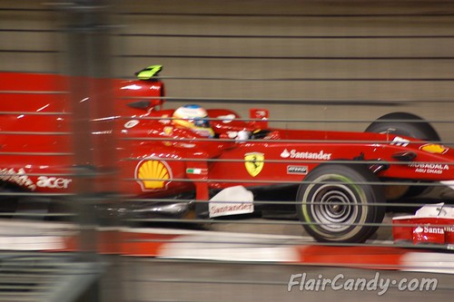 F1 Singapore Grand Prix 2010 - Day 1 (40)
