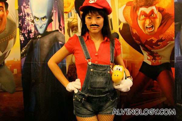 Chrispytine as female Mario - really love her outfit