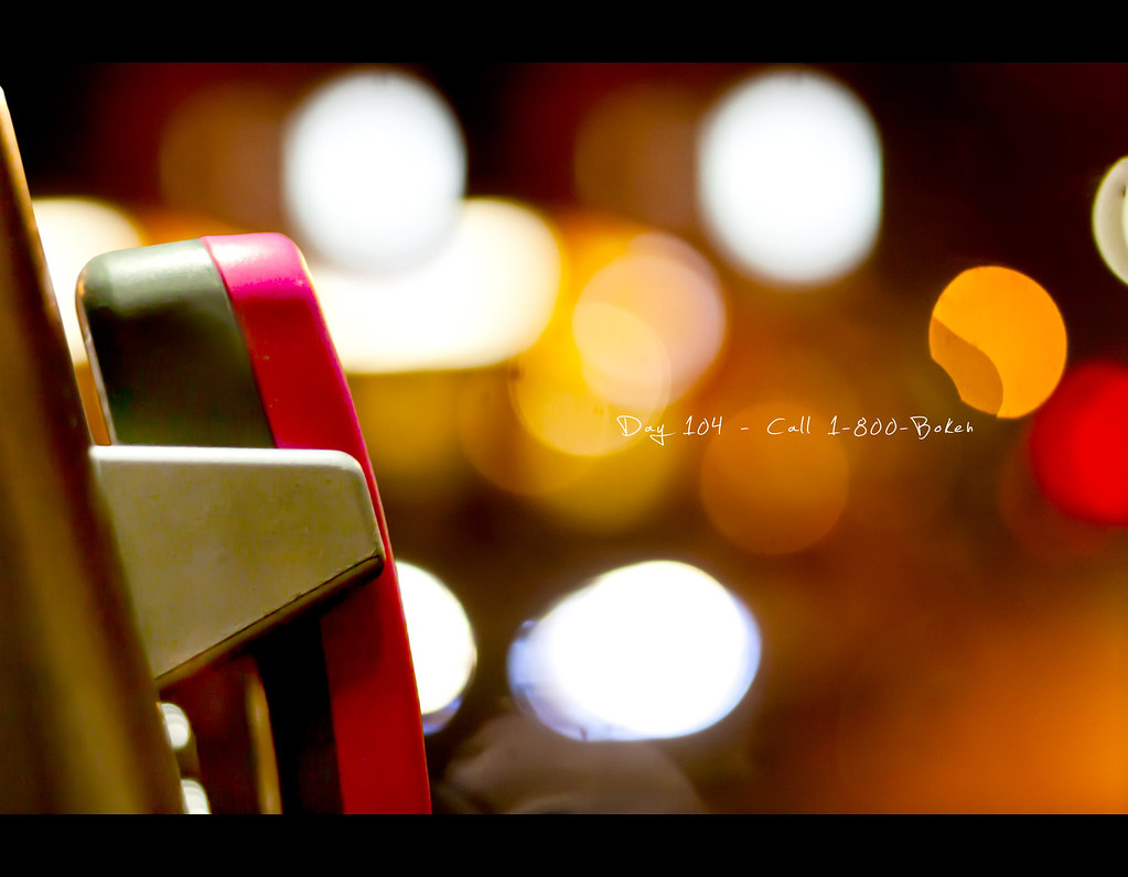 Day 104, Project 365, 104/365, Bokeh, project365, telephone, public phone, nightshot, night, colours, ourdailychallenge, payphone, 50mm, f1.8, canon 50mm f1.8