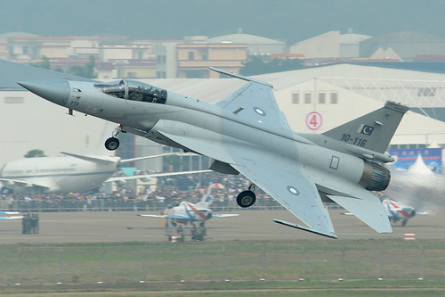 フリー写真素材|乗り物|航空機|戦闘機|FC-梟龍・JF-サンダー|パキスタン軍|