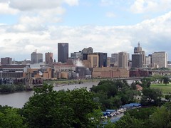 St Paul skyline (by: cliff1066, creative commons license)