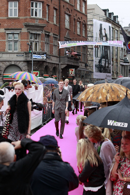Lasse Pedersen3233_SS11_Copenhagen_World's Greatest Catwalk(Official)