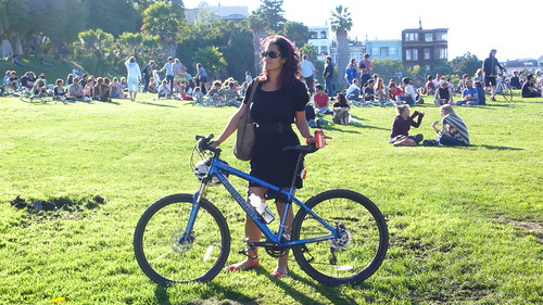 hot chick @ dolores