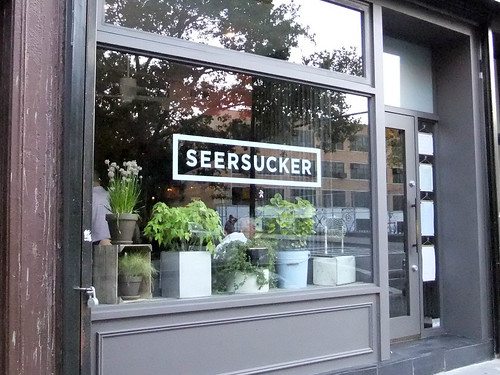 Seersucker Restaurant, Exterior