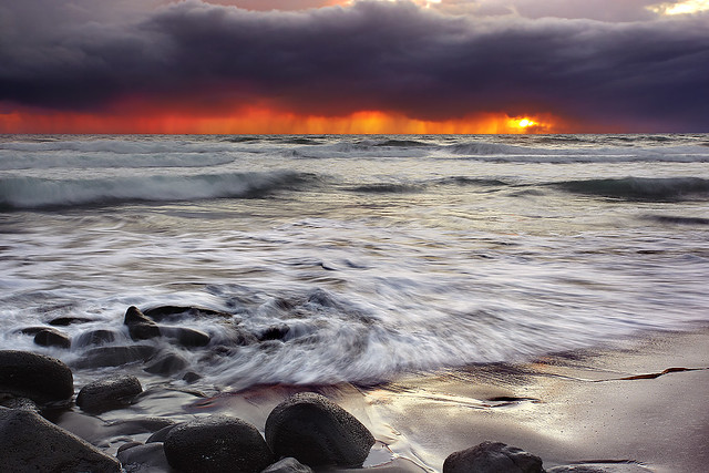 Red Dawn - Pololu Valley, Big Island, Hawaii by PatrickSmithPhotography