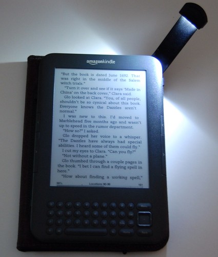Lighted cover for Kindle 3