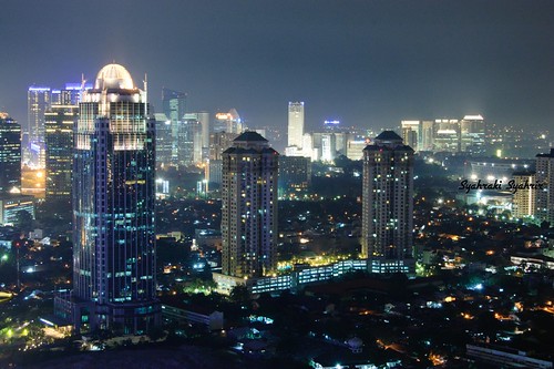 Jakarta at Night by Syahraki