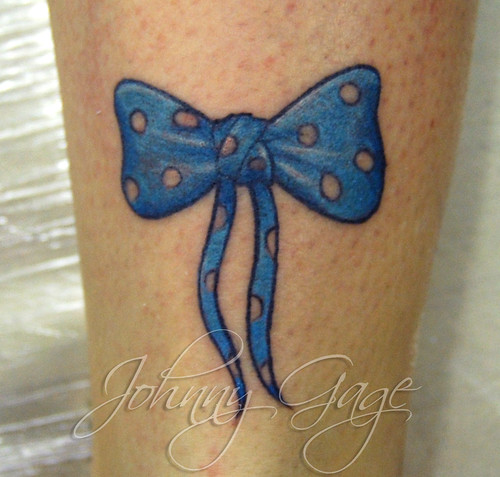  bow tattoo 