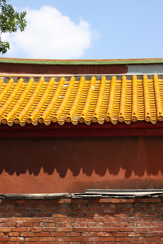 Confucian shrine roof and walls