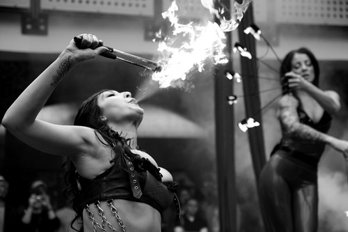Fuel Girls - Fire Show (London Tattoo Convention)