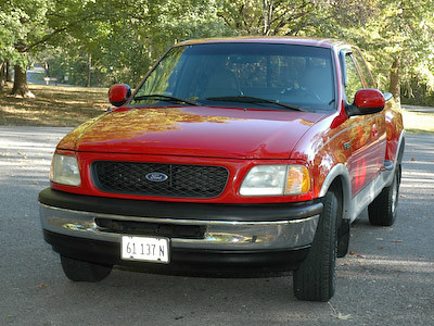 ford f150 lariat 2wd