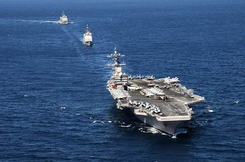 フリー写真素材|乗り物|船・船舶|軍用船|航空母艦|ジョージ・H・W・ブッシュ(CVN-)|アメリカ海軍|