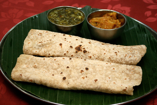 Wholemeal chapati with vegetarian sides