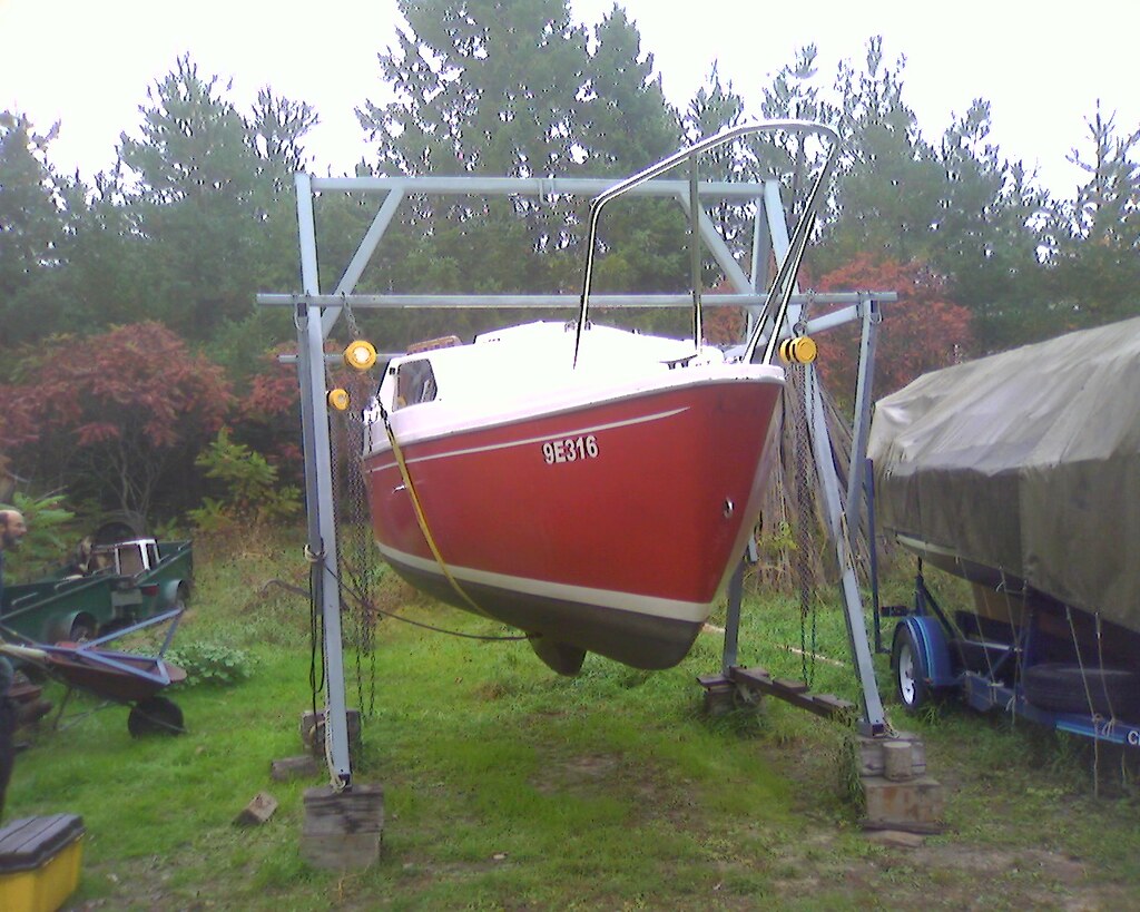 Backyard boat lift - SailboatOwners.com