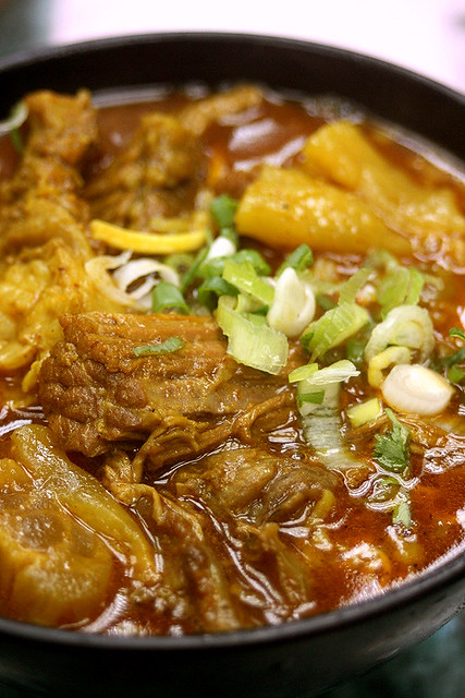 Kau Kee Beef Brisket in Curry with Ee Fu Noodles