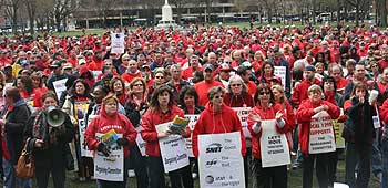Members of Local 1298 in Connecticut rallied, marched and stayed strong during 18 months of AT&T bargaining that finally led to a tentative contract this week.