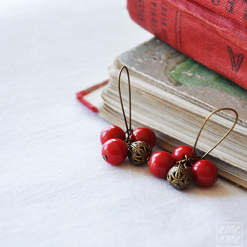 Red beads earrings
