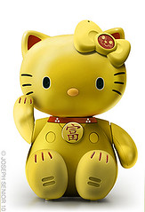 Thumb Hello Kitty with New Looks from Movies and Pop icons
