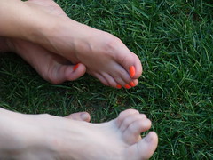 day-glo toenails