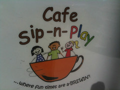 Cafe sip n play
