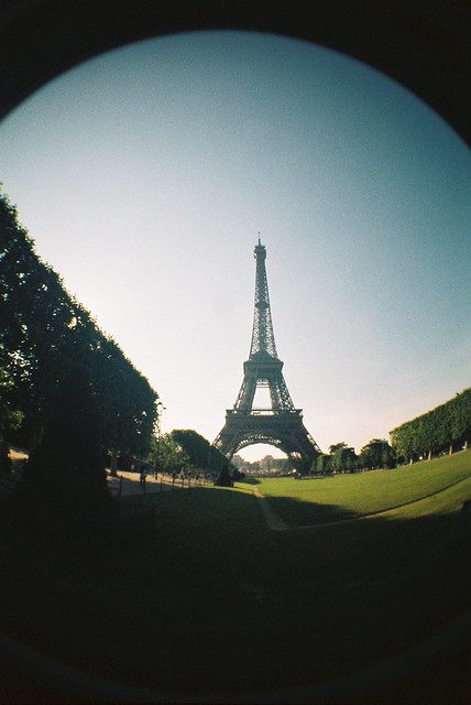 Lomo Fisheye_ Tour Eiffel #2