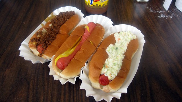 brandi's hot dogs - dogs at attention