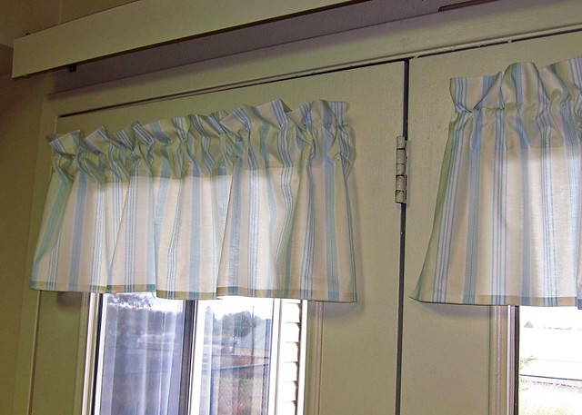 New Kitchen Curtains