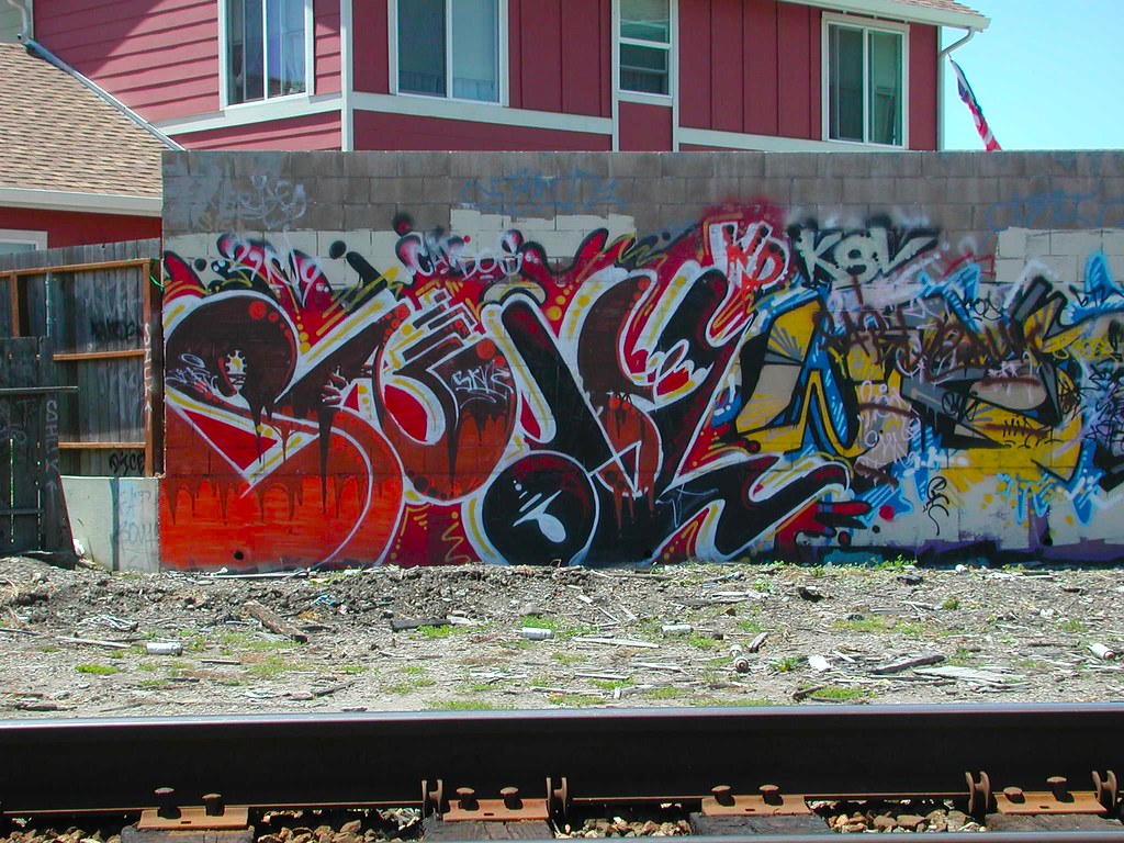 SNARL, OAKLAND, Graffiti, the yard