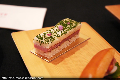Le Salon De Thé de Joël Robuchon - Premium Ham with Mustard Seed Sandwich