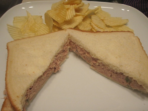 Chips and tuna sandwich