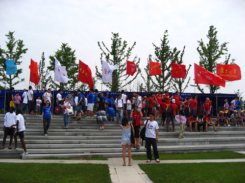 第三届上海高校外国留学生龙舟赛
