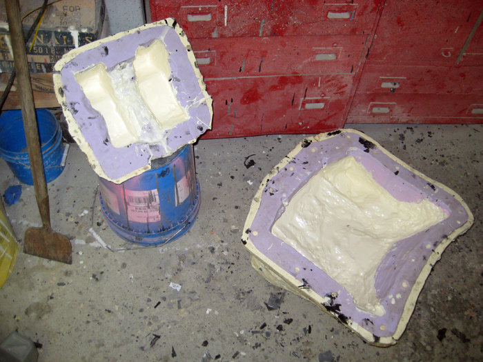 Back Parts Throw-Away Casting