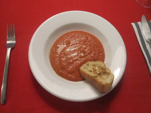 strawberry-pepper gaspacho with thym and garlic toast