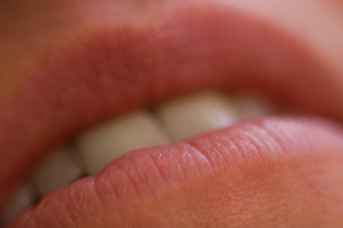 le labbra che Anelo a baciare   (iphone 4 wallpaper)