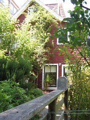 Cottage on Filbert Steps