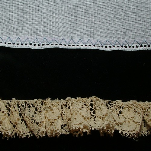 lace gathered 3 to 1