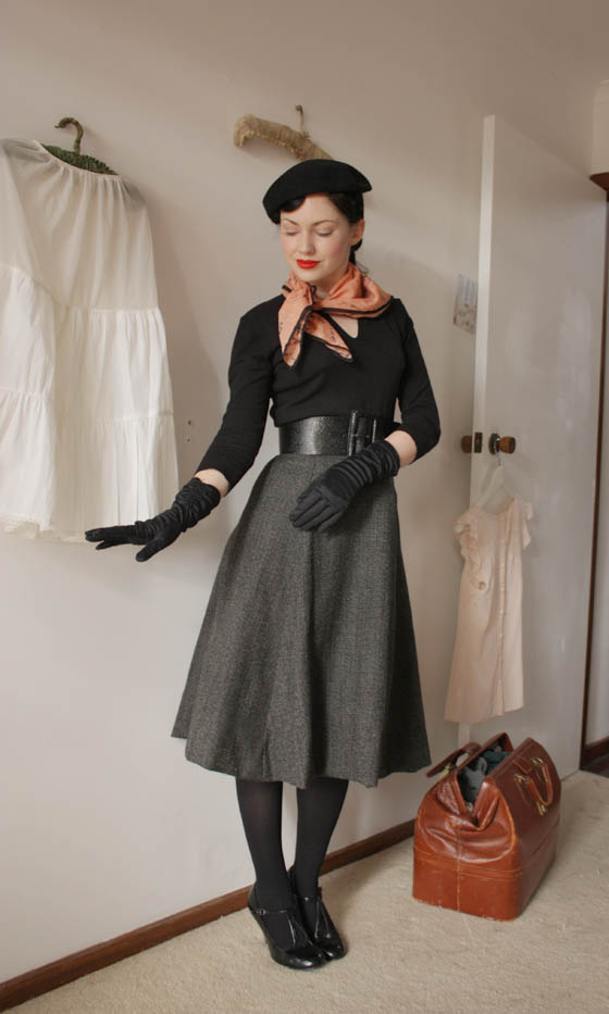 grey wool skirt c