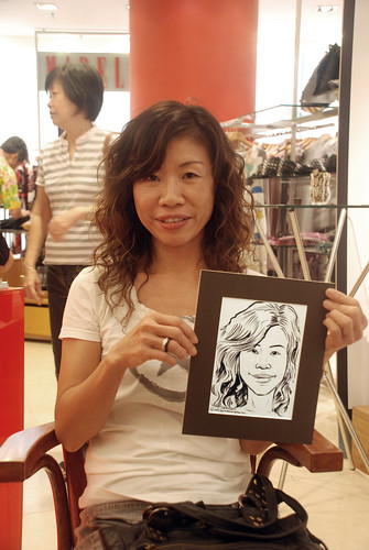 Portrait live sketching for Marella boutique - 13