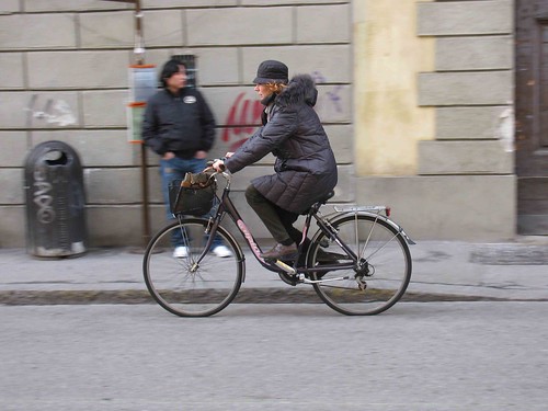 womanonbike