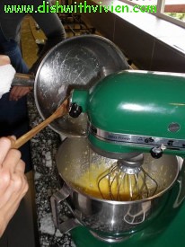 pouring-boiling-hot-sugar-into-egg-yolk