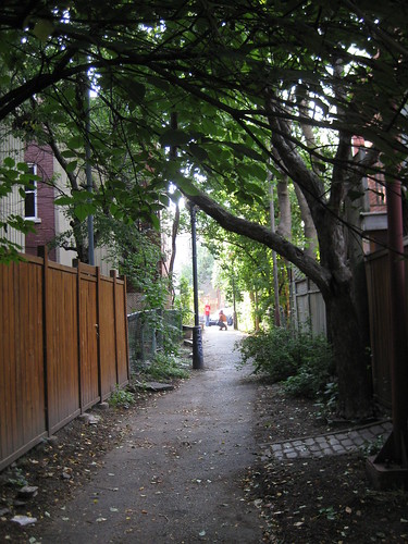 narnian alley