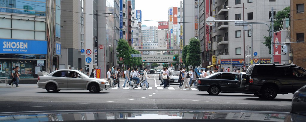Akihabara crossroad 
