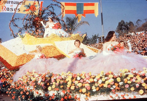 The Queen's Float - 1954 Tournament of Roses Parade