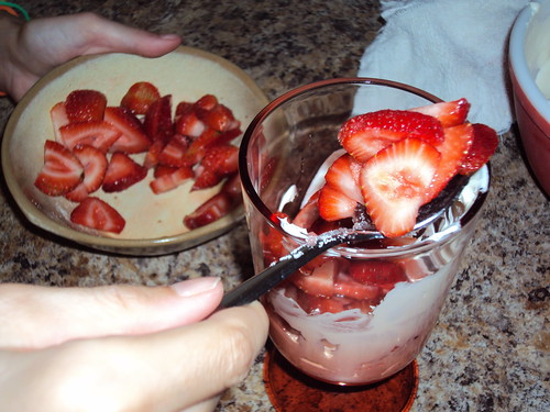 Cooking Lesson; Strawberry Parfait 007