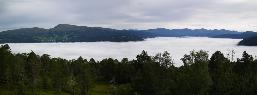 Nordfjord in dikke mist