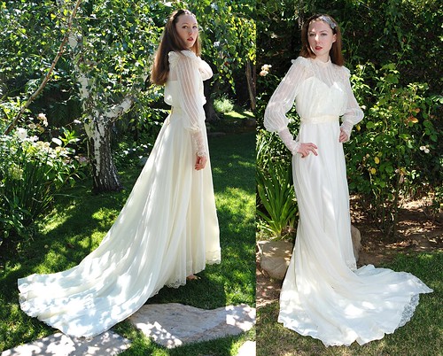 Vintage 1970s Ivory Organza Lace Victorian Train Wedding Gown 2