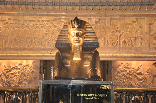Egyptian escalator