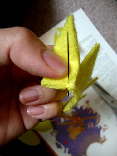 How to Make a Flower Pin 5