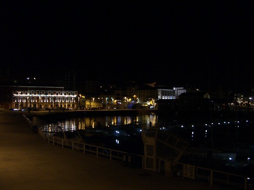 Gijón puerto noche